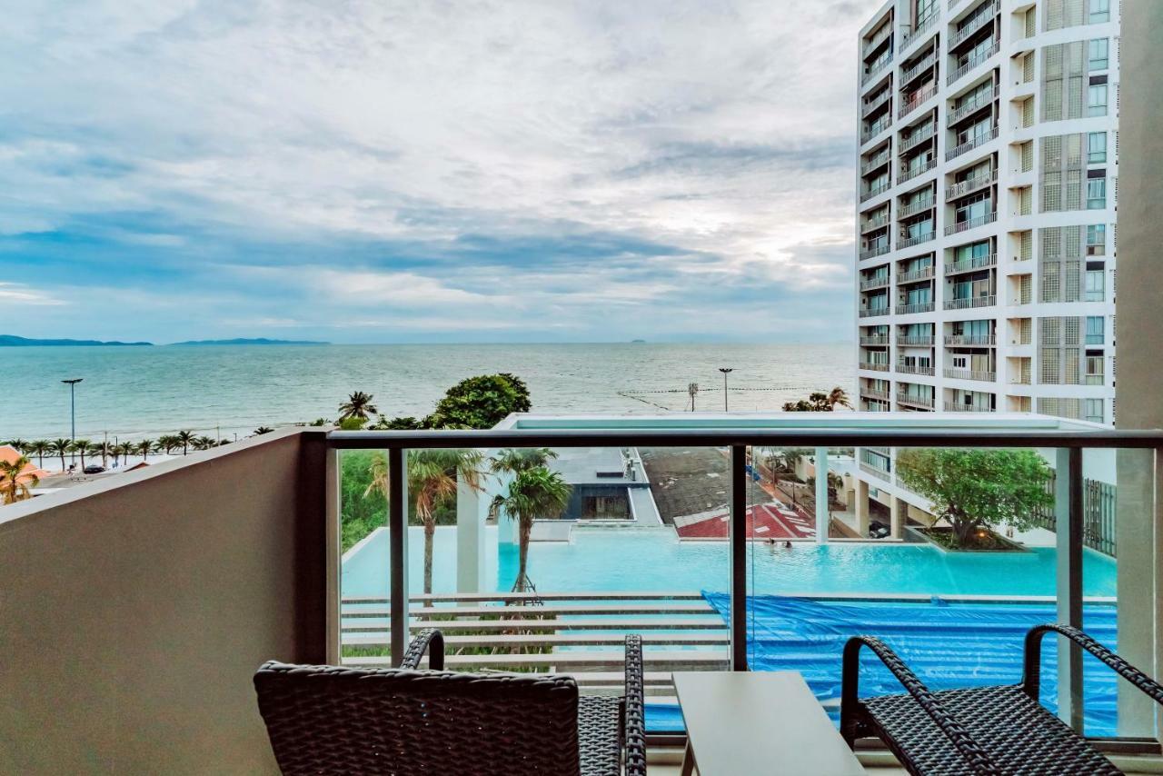 جومتين بيتش Pattaya Aeras Condotel المظهر الخارجي الصورة